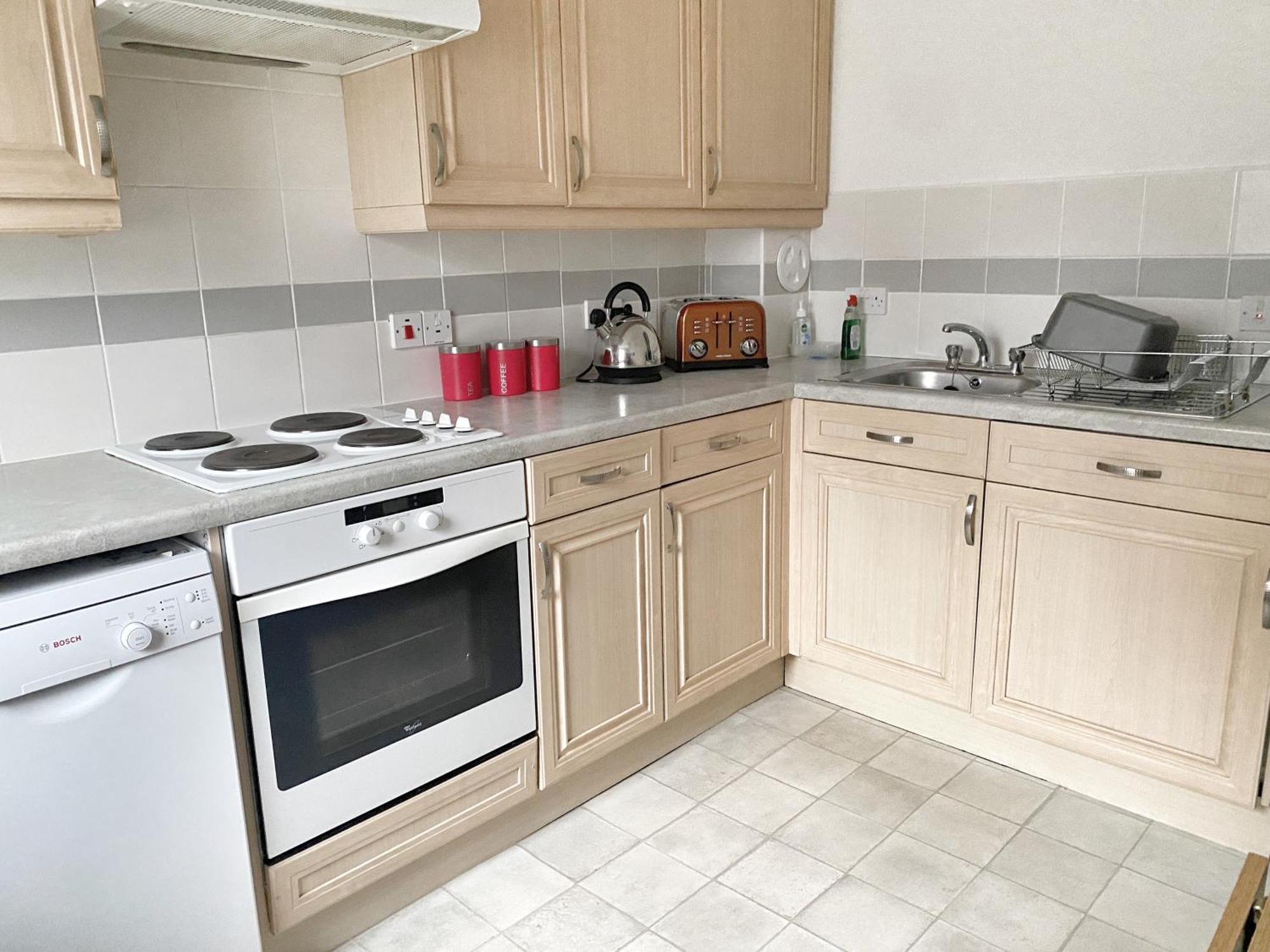 Ground Floor Central 1 Bed With Parking Aberdeen Exterior photo